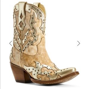 Ariat Sapphire Warm Stone Western Boot, Snip Toe, Size 8, NWOT